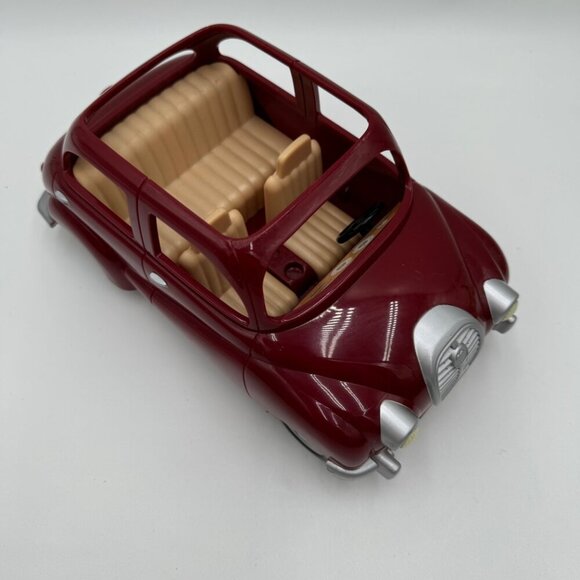 Calico Critters Sylvanian Families Cherry Red Cruiser Epoch Car - Picture 2 of 12